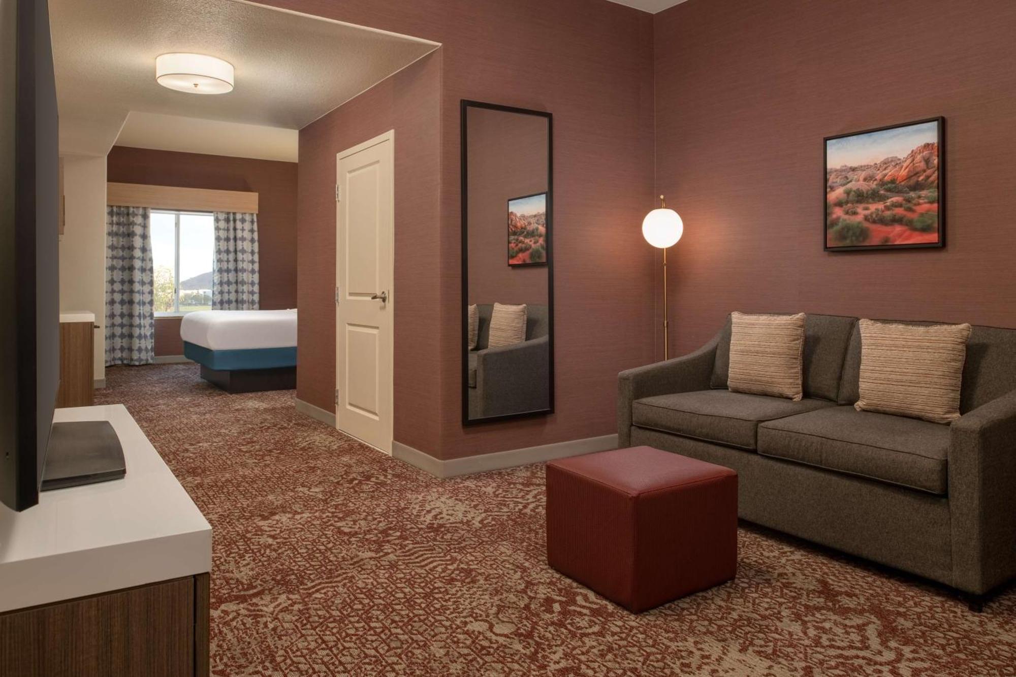 Hilton Garden Inn Fontana Exteriör bild