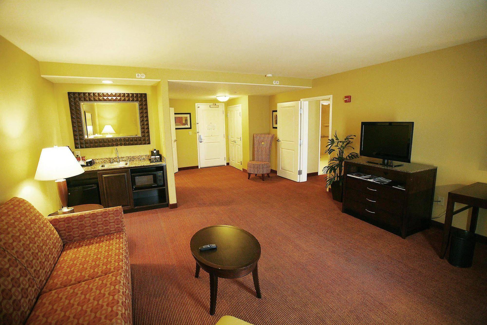 Hilton Garden Inn Fontana Rum bild